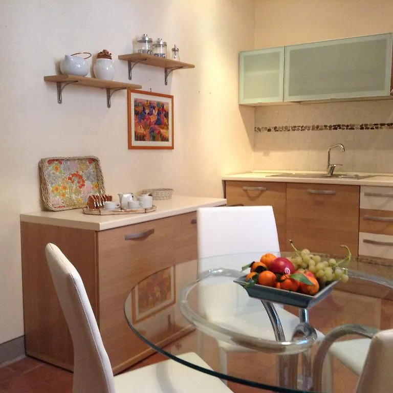 Casa Vacanze Il Glicine Laterina 0*,